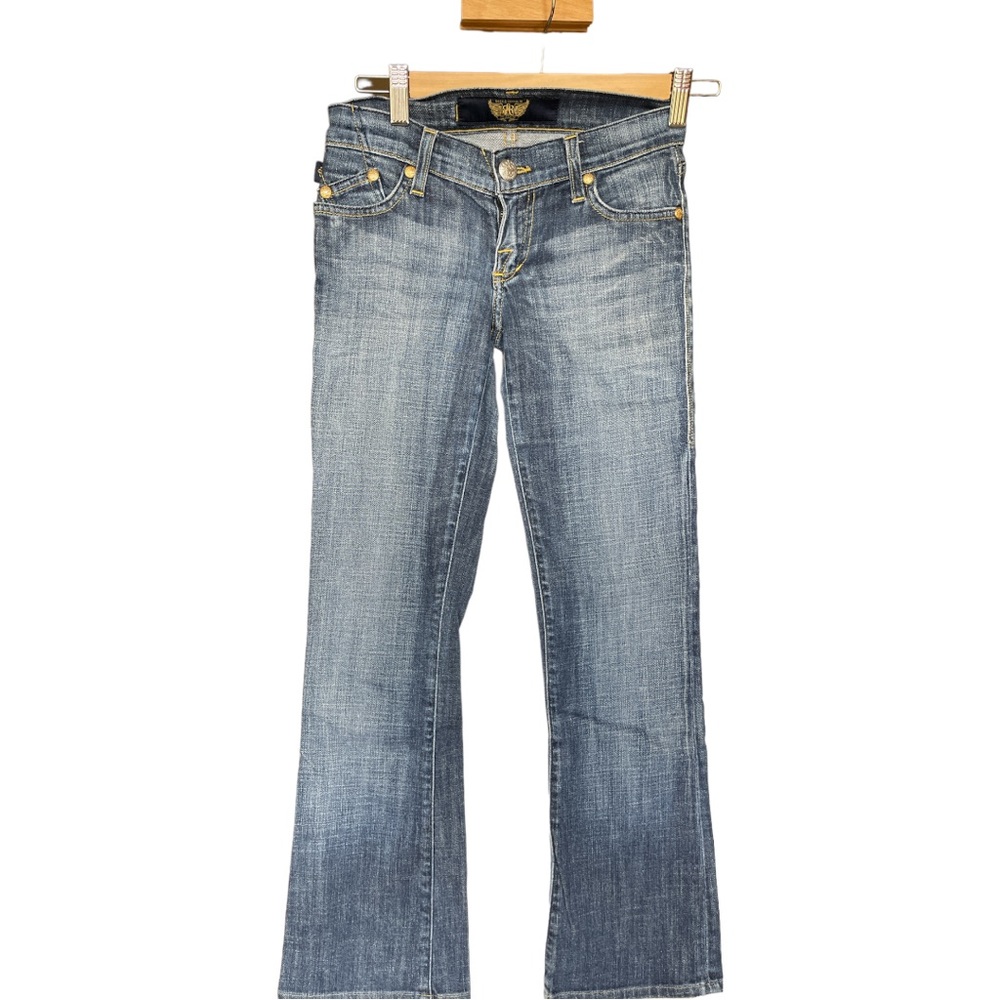 Rock & Republic womens size 24 jeans in EUC beautiful back pocket design